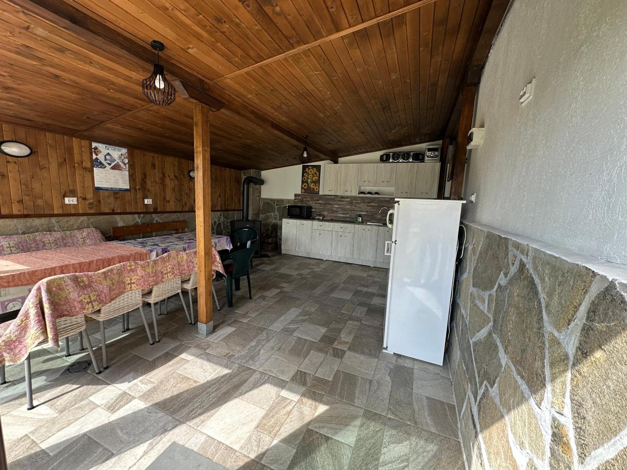 Velkovski Guest House Hisarya Eksteriør billede
