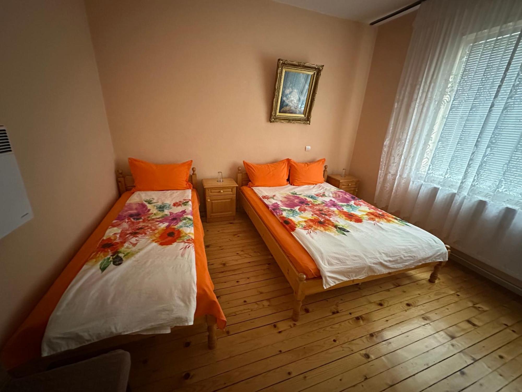 Velkovski Guest House Hisarya Eksteriør billede